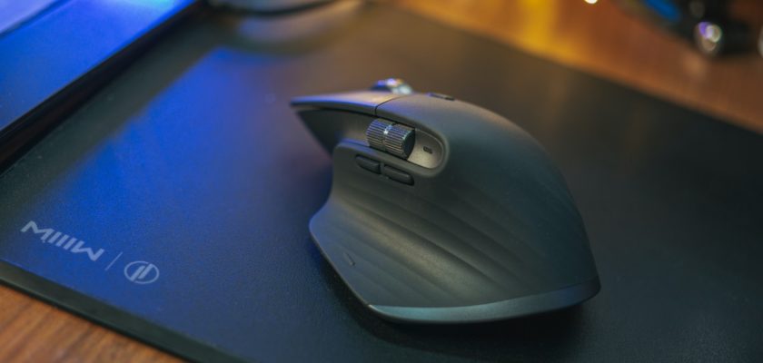 choix de la souris gamer pour un gaucher